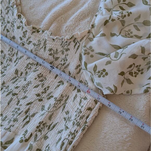 Reformation Meadow White Floral Print High Slit Smocked Midi Dress , size 3X - Picture 7 of 10